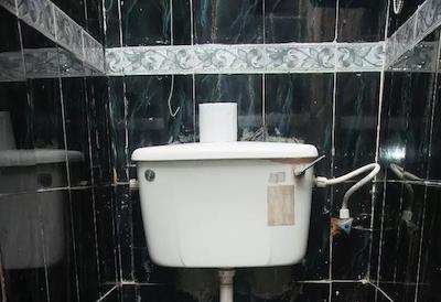 جاد گوست هوس