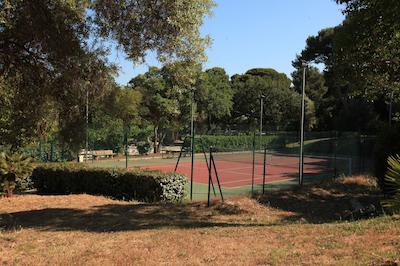 هتل کلوب لا فنت دز هرتز