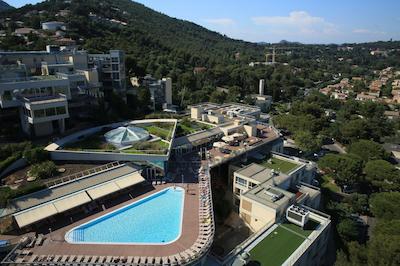 هتل کلوب لا فنت دز هرتز