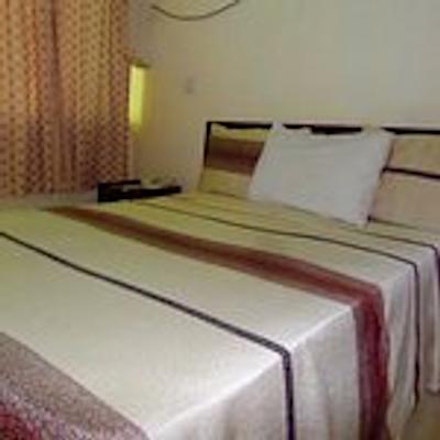 کدت هتل اند سویتز