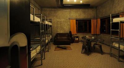 رل استریت هستل