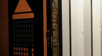 رل استریت هستل