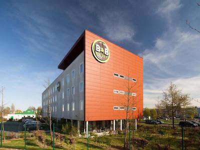 ب اند ب هتل اراز