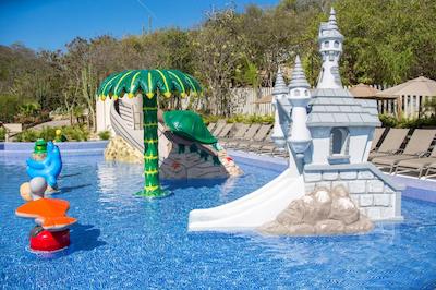 ایسلا ناتورا بیچ