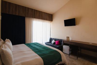 ایسلا ناتورا بیچ