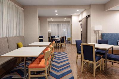 هامپتون این کسل رک