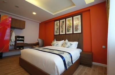 فایو/6 هتل اسپلندور