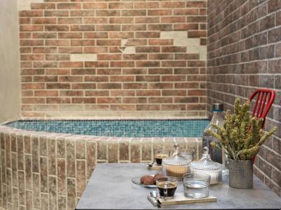 18 میکن استریت