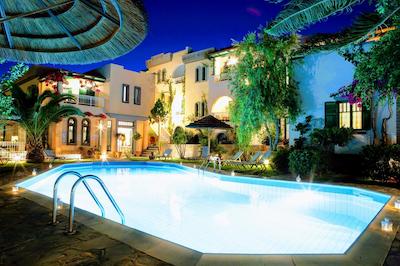 اکواریوز اپارتمنتز اند استودیز