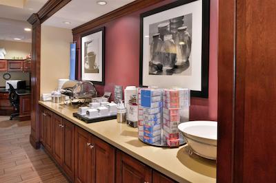 هامپتون این ونسبرو / استوارتز درافت