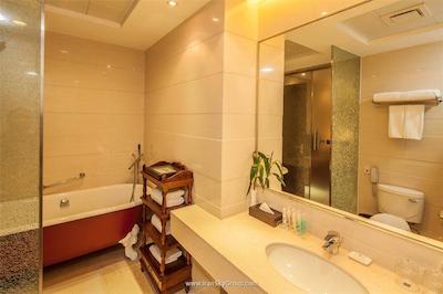 گرند متروپارک هتل جیایو