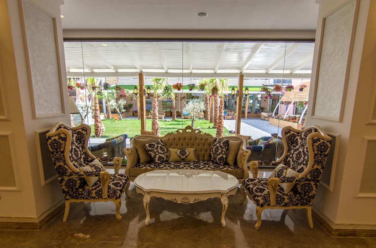 Phoenicia Royal Hotel