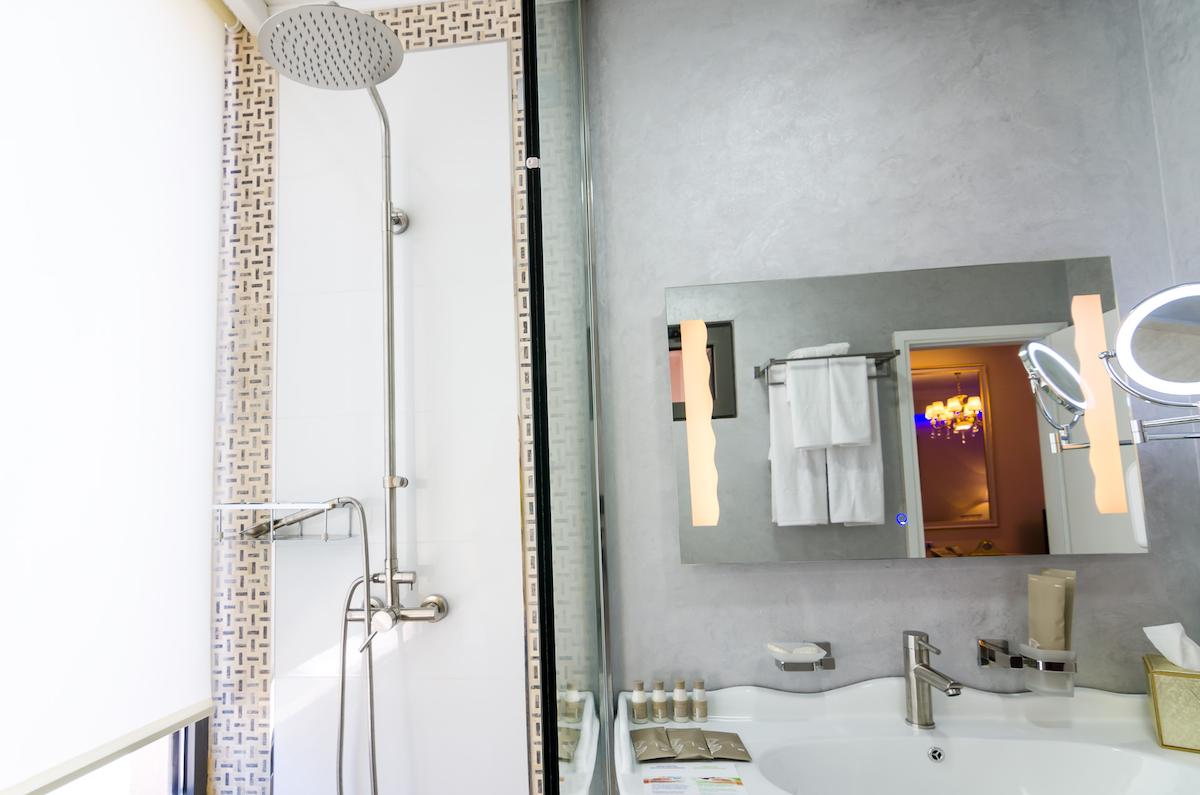 Phoenicia Royal Hotel