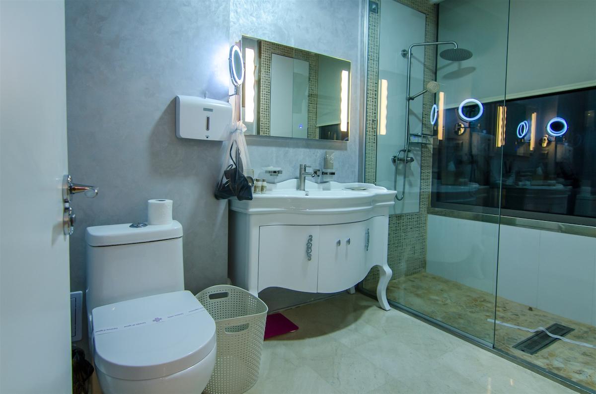 Phoenicia Royal Hotel