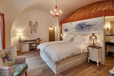 میسُن بیسترو اند هتل