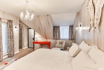 میسُن بیسترو اند هتل