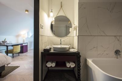 میسُن بیسترو اند هتل