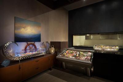 وایندهام گاردن اجمان کرنیچ