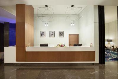 وایندهام گاردن اجمان کرنیچ