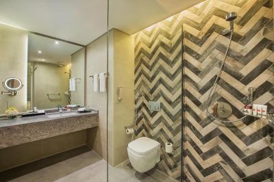 وایندهام گاردن اجمان کرنیچ