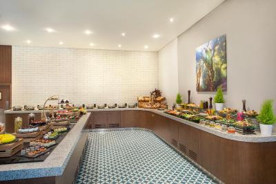 وایندهام گاردن اجمان کرنیچ