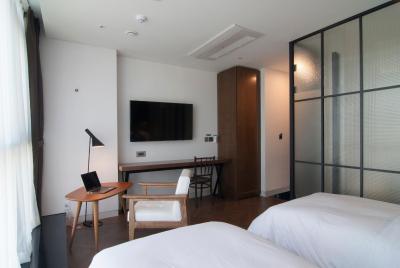 هتل د دیزاینرز اسئوول استیشن