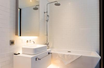 هتل د دیزاینرز اسئوول استیشن