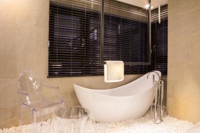 هتل د دیزاینرز اسئوول استیشن