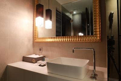 هتل د دیزاینرز اسئوول استیشن