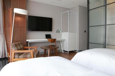 هتل د دیزاینرز اسئوول استیشن