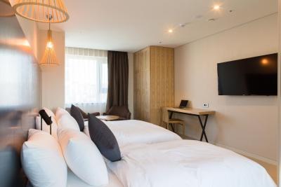 هتل د دیزاینرز اسئوول استیشن