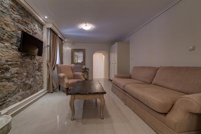 هوم اند پوتری