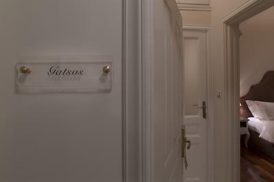 هوم اند پوتری