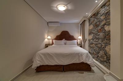 هوم اند پوتری