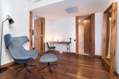 شوتا@روستاولی بوتیک هتل