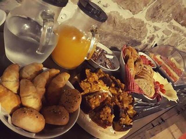 هریتاج پالاس وار
