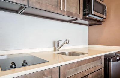 کمفرت این اند سویتز