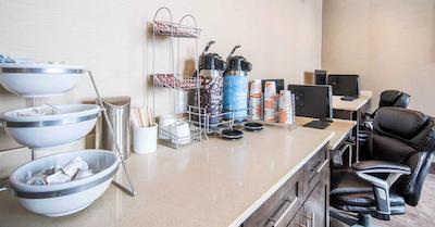 کمفرت این اند سویتز