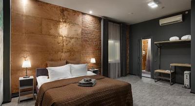 استیشن هتل پرمیر اس10