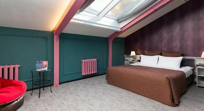 استیشن هتل پرمیر اس10