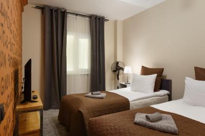 استیشن هتل پرمیر اس10