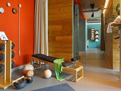 25هورز هتل زوریچ لانگستراس