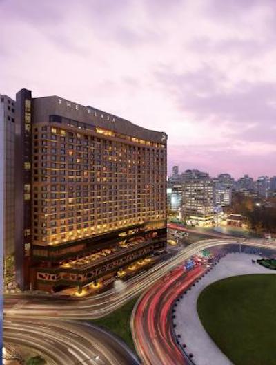 د پلازا اسئوول اوتگراف کالکشن