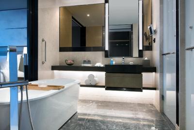 کرون پلازا شانگهای پوجیانگ