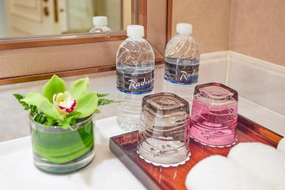 رادیسون بلو پلازا شینگ گوو هتل شانگهای