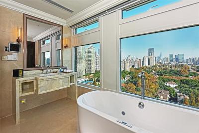 رادیسون بلو پلازا شینگ گوو هتل شانگهای