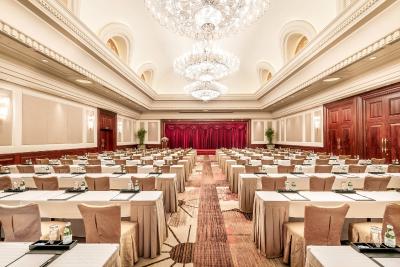 رادیسون بلو پلازا شینگ گوو هتل شانگهای