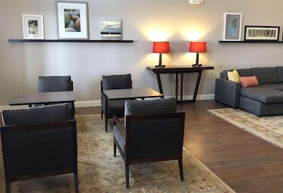 کونتری این اند سویتز بای رادیسن راپید سیتی اسد