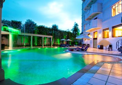 هوارد پلازا د فرن