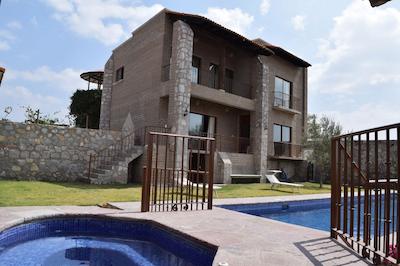 گراند لاز نوبز بای اینمنس